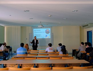 "Diploma ve Sonrası: Sektörde Sizi ne Bekliyor?" Semineri